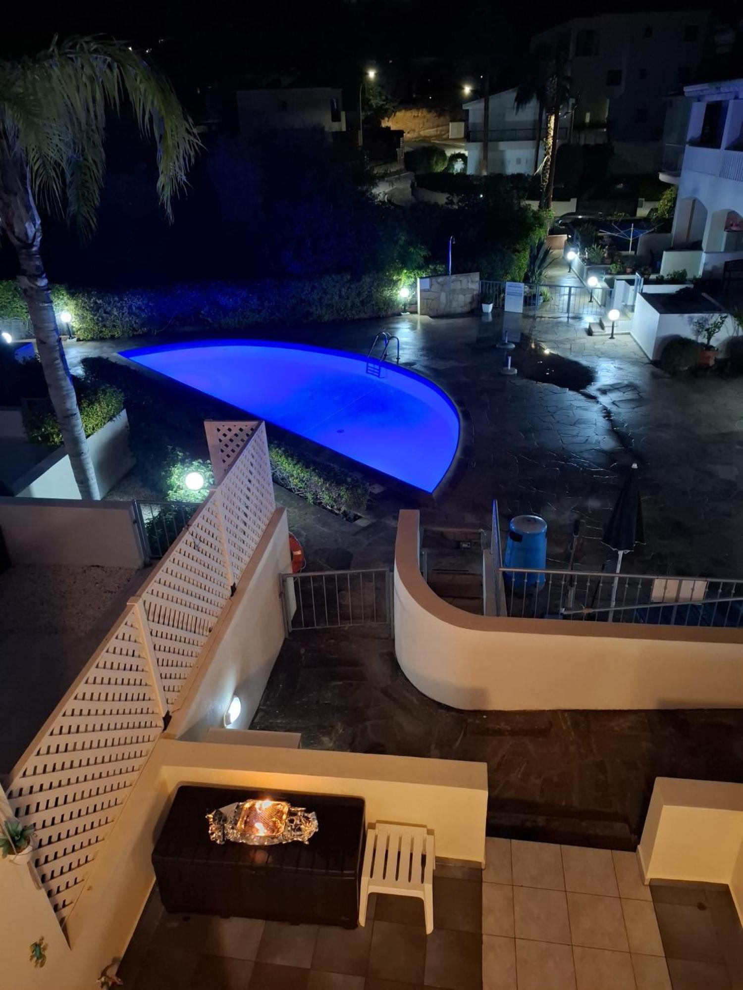 2 Bedroom Townhouse Lower Peyia Paphos Cyprus Exteriör bild